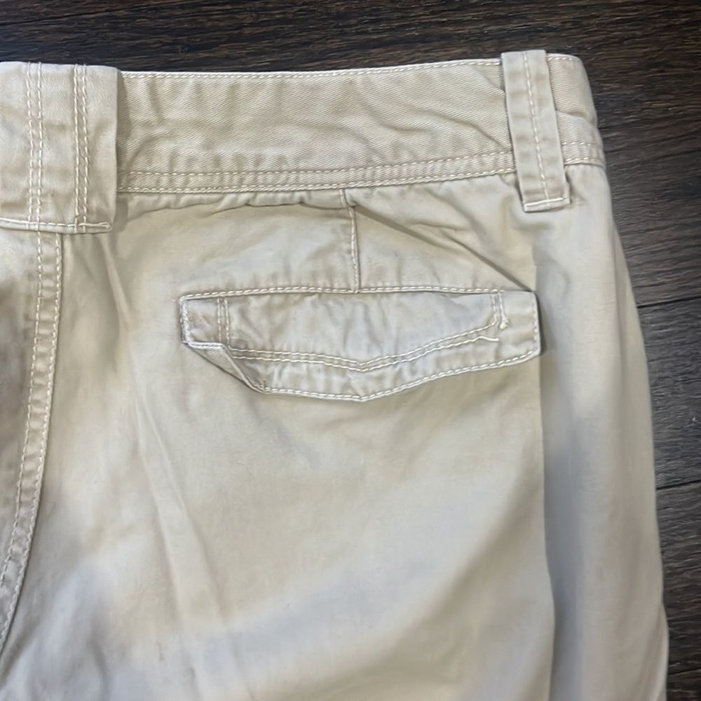 Low waist, size 13/14 but 12 is more true size - Picture 10 of 16